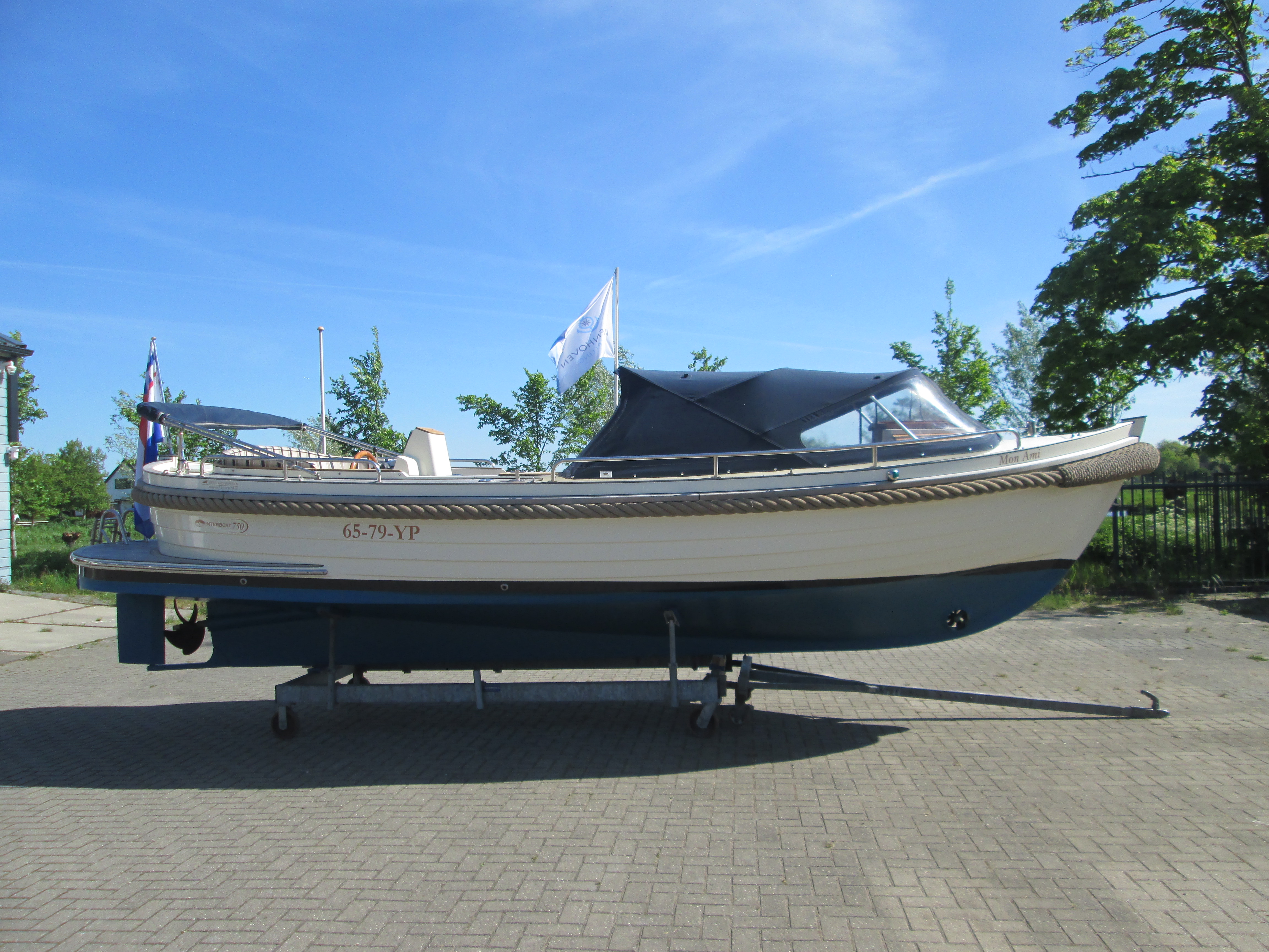 Interboat 750